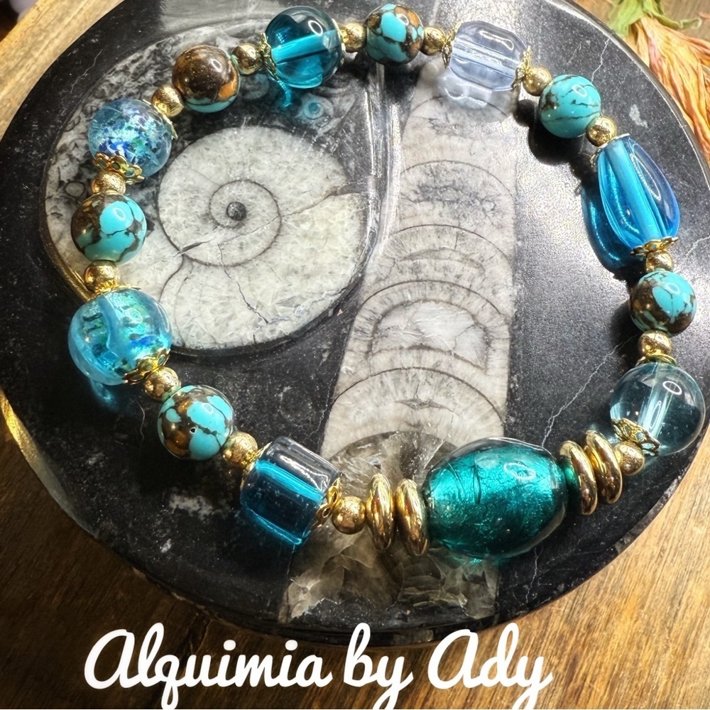 Alquimia Vibrant Blue and Gold Bracelet copper turquoise